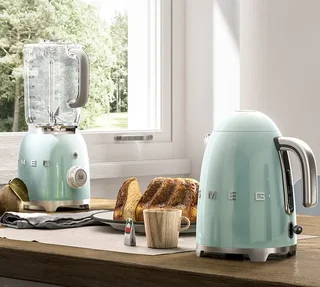 SMEG KLF04PGEU Pastel Green Variable Temp Kettle 1.7 L