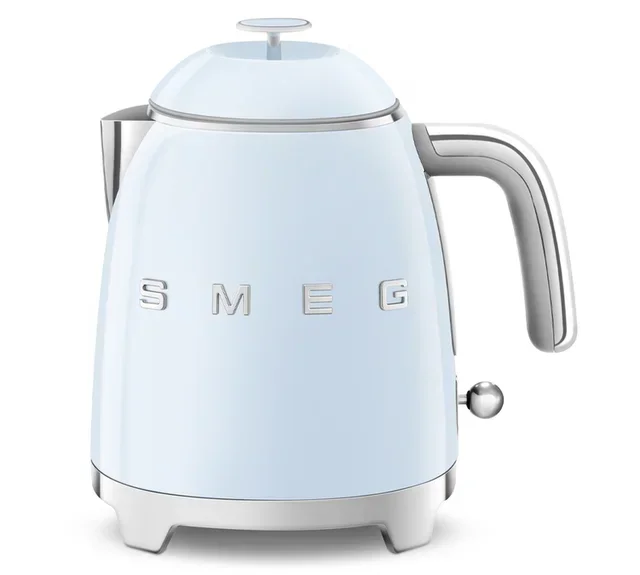 Czajnik SMEG KLF05PBEU Mini - Błękitny 0,8 L