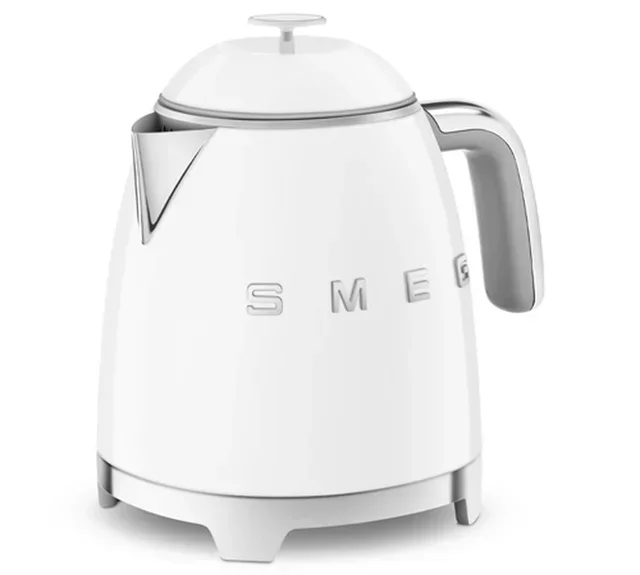 Bouilloire Compacte SMEG KLF05WHEU - Blanc - 0,8 L + Cadeau Offert