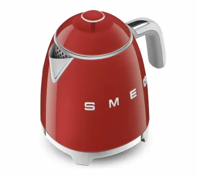 SMEG Red Breakfast Bundle - TSF01RDEU Toaster &amp; KLF05RDEU Mini Kettle