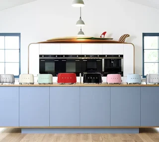 SMEG TSF02BLEU 4-Slice Toaster Black