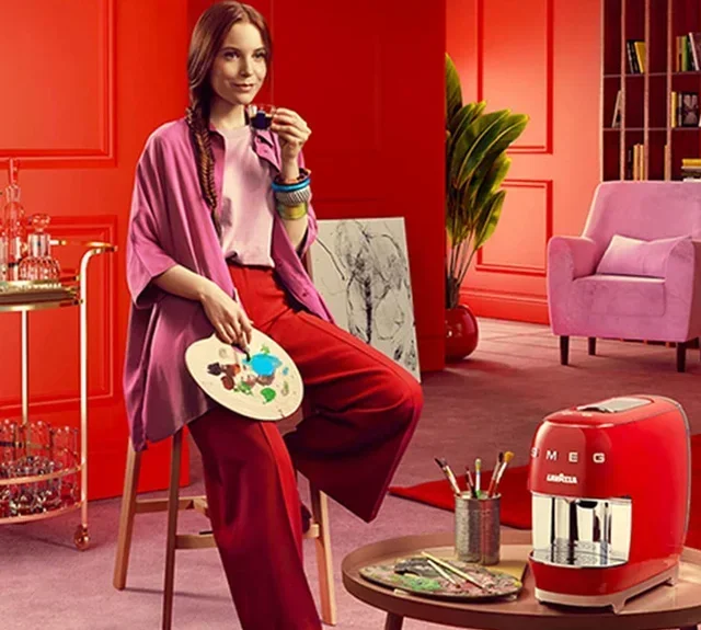 SMEG x Lavazza A Modo Mio LM 200 Red Capsule Machine