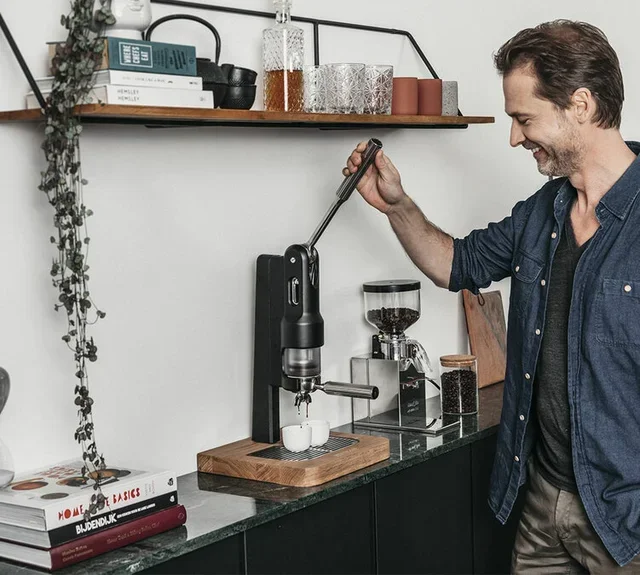 SUPERKOP Црна Ручна Еспреса Машина