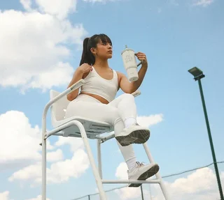 Putna termosica s ugrađenom slamkom, Level Up – 90 cl – QWETCH