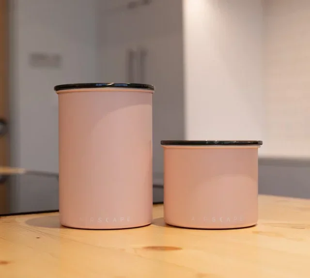 Vacuum-sealed storage container 250 g - Rose Blossom - AIRSCAPE