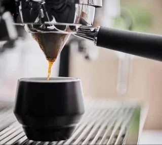 Victoria Arduino Black Eagle Maverick - Professionele espressomachine 2 groepen Volumetrisch