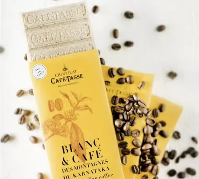 White Chocolate &amp; Indian Coffee Bar - 85 g - CAFÉ TASSE