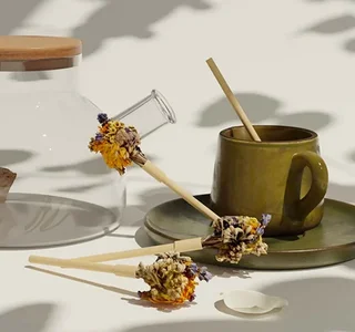 Fiori di Tè Selvatici Biologici in Fiore - 2 mazzi (10 tazze) - HORAE