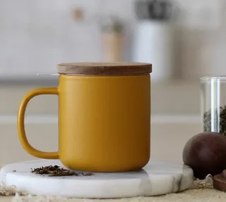 Tisanière 300 ml grès jaune &amp; couvercle acacia – OGO Living